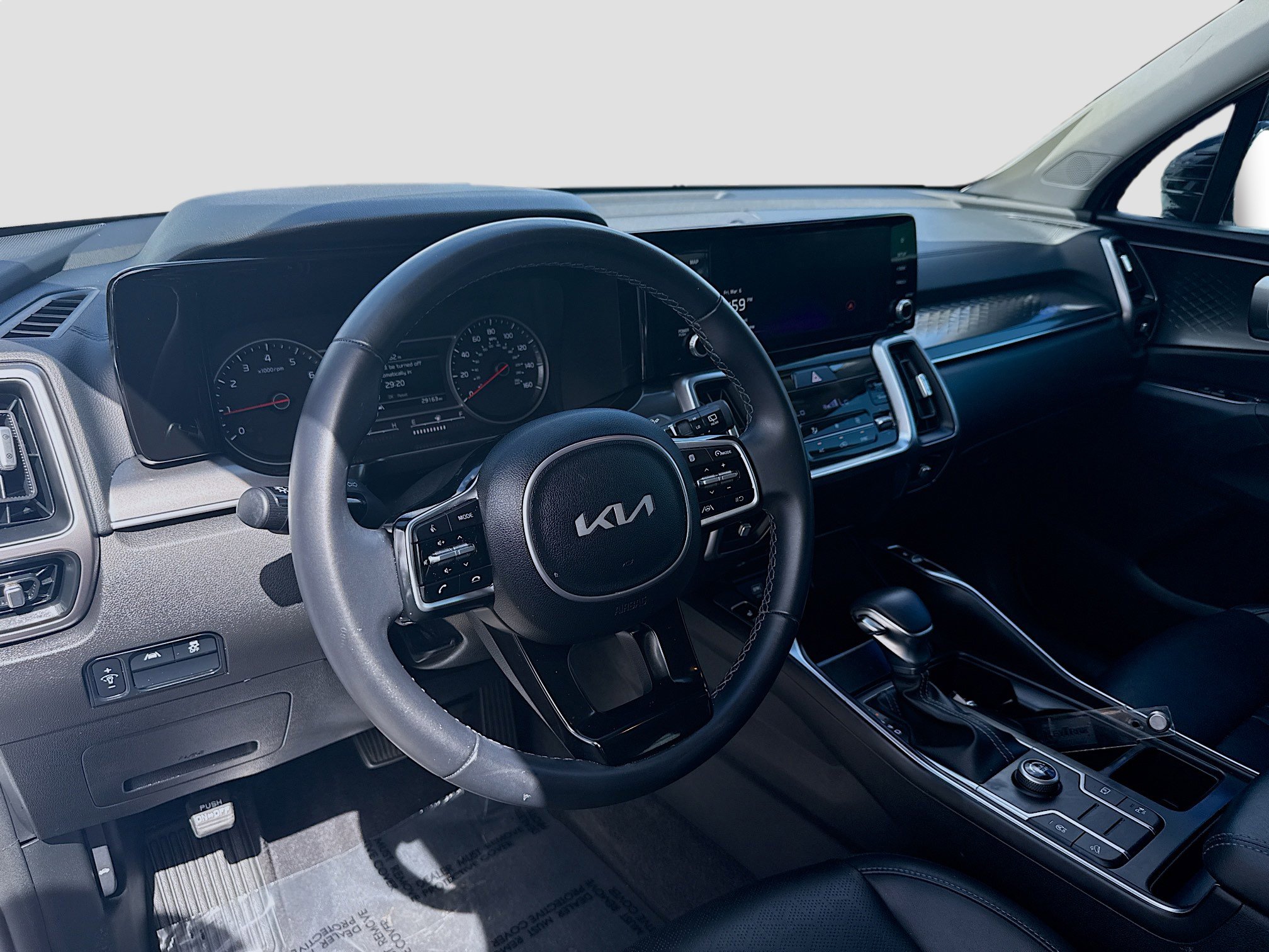 Used 2023 Kia Sorento S image 7