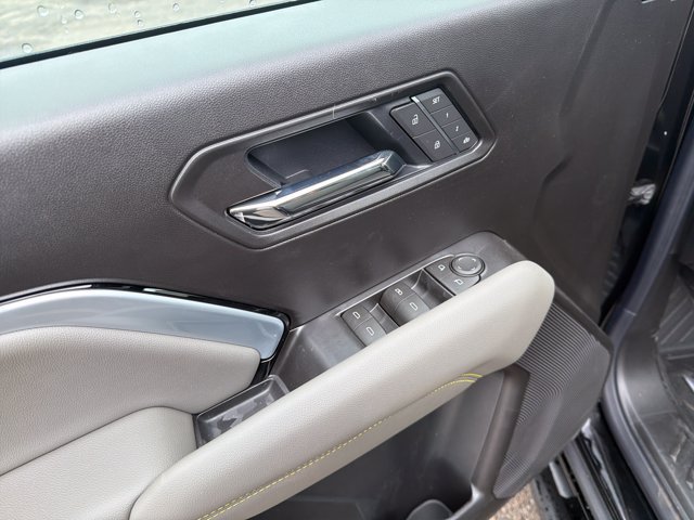 New 2026 Chevrolet Colorado ZR2 w/ Technology Package AWD/4WD image 9