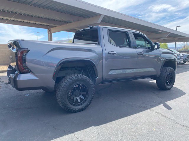Used 2023 Toyota Tundra Platinum AWD/4WD image 3