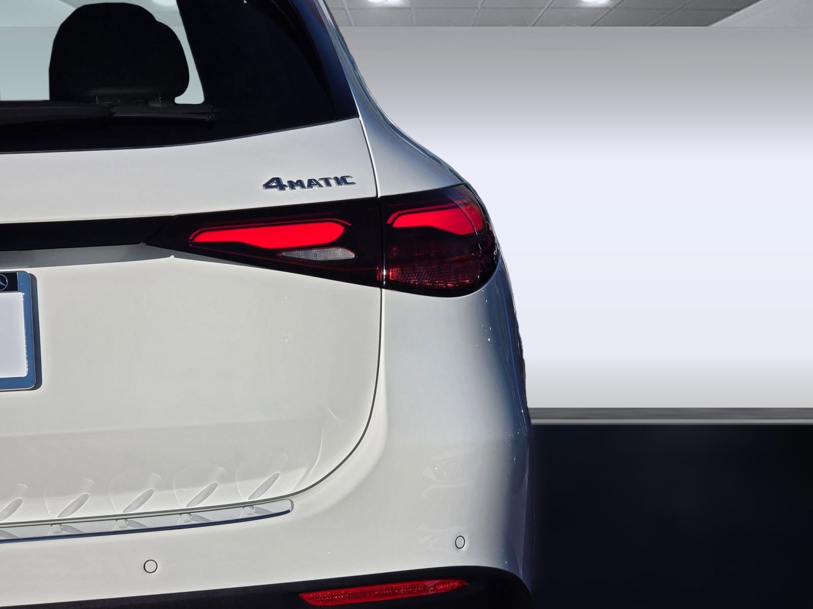 Used 2026 Mercedes-Benz GLC 300 4MATIC image 12