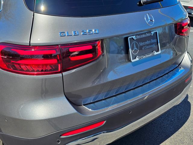 New 2026 Mercedes-Benz GLB 250 4MATIC image 11