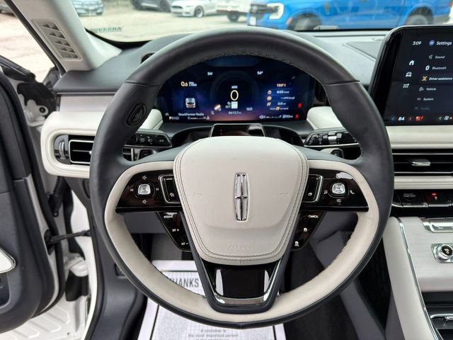 Used 2025 Lincoln Aviator Reserve w/ Equipment Group 201A image 42
