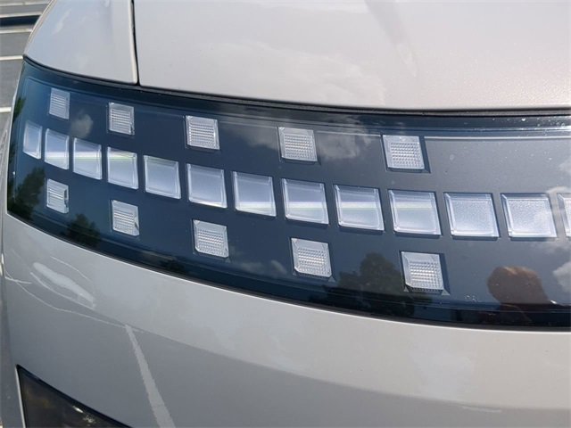 New 2026 Hyundai Ioniq 9 SE image 9