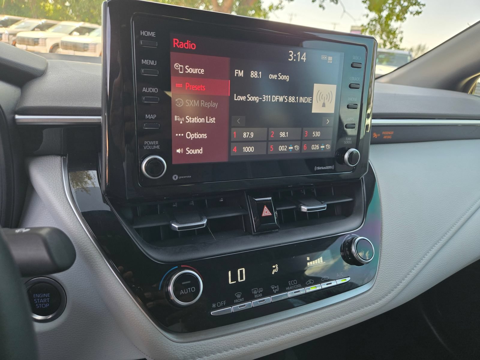 Used 2022 Toyota Corolla SE FWD image 15