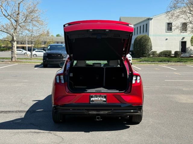 Used 2022 Ford Mustang Mach-E Premium AWD/4WD image 11