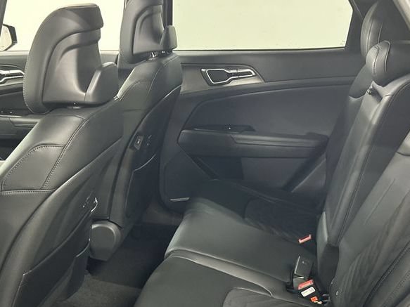 New 2026 Kia Sportage X-Line w/ X-Line Premium Package AWD/4WD image 19