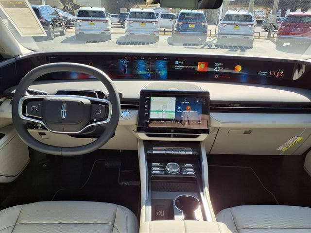 New 2026 Lincoln Nautilus Premier image 6