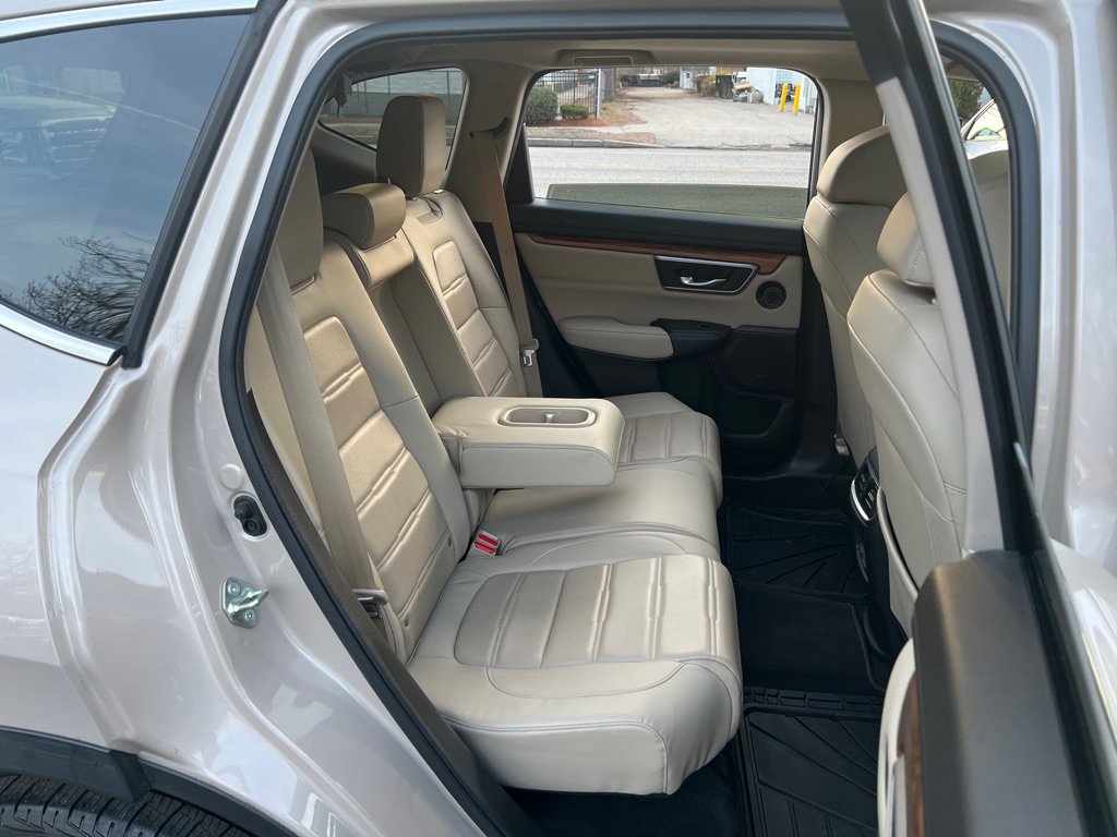 Used 2017 Honda CR-V Touring image 18