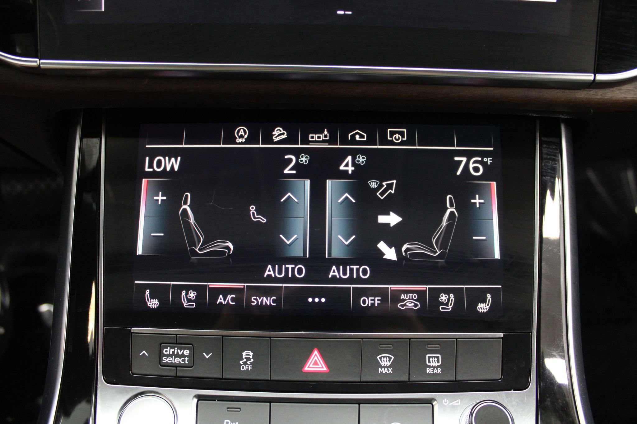 Used 2020 Audi Q8 Premium Plus AWD/4WD image 50