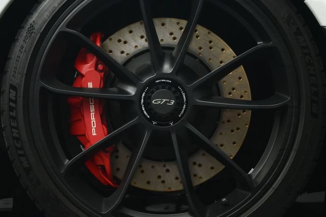Used 2018 Porsche 911 GT3 RWD image 48