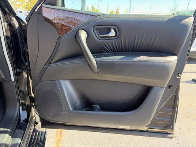 Used 2018 Nissan Armada Platinum w/ Captain Seat Package AWD/4WD image 40