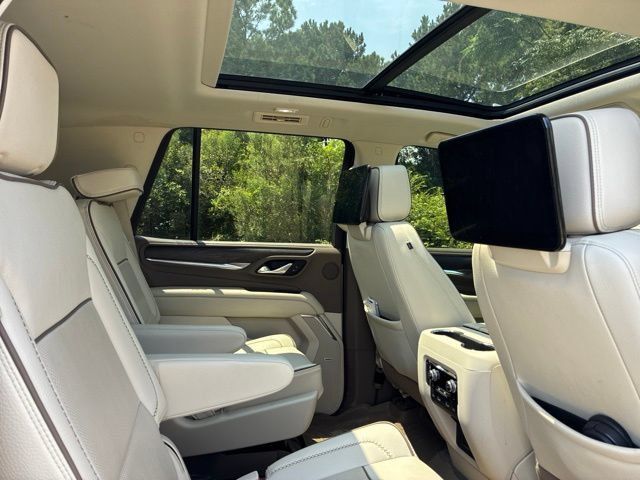 Used 2023 GMC Yukon Denali AWD/4WD image 30