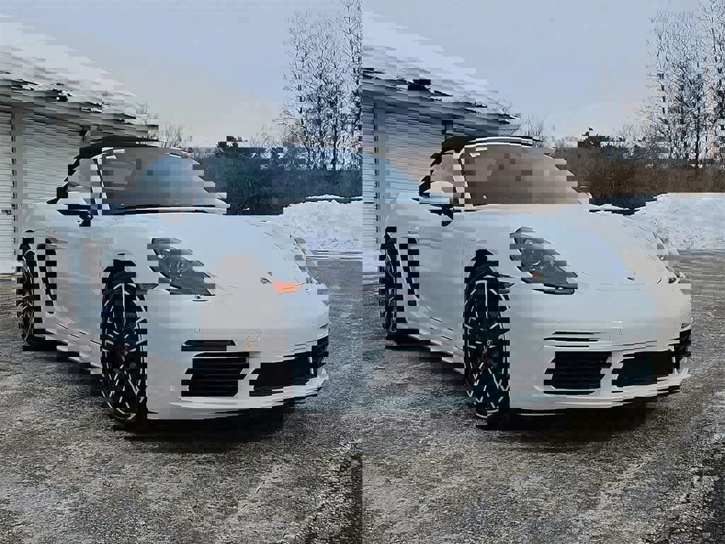 Certified 2024 Porsche 718 Boxster image 9