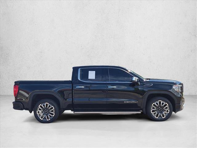 Used 2023 GMC Sierra 1500 Denali Ultimate AWD/4WD image 4