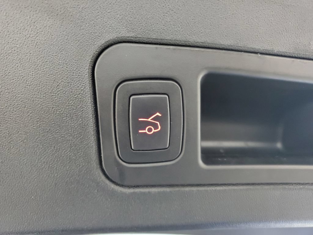 Used 2018 Tesla Model S 75D AWD/4WD image 10