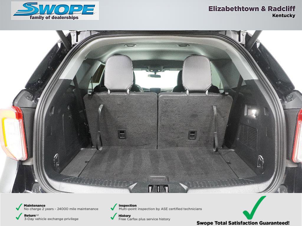 Used 2023 Ford Explorer XLT w/ Equipment Group 202A AWD/4WD image 26