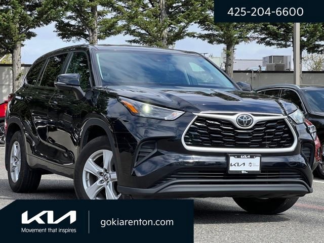 Used 2023 Toyota Highlander L AWD/4WD image 1