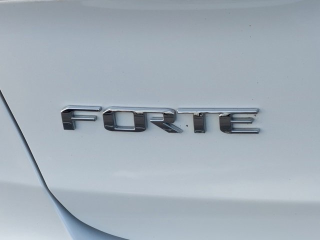 Used 2015 Kia Forte LX w/ Popular Package image 30