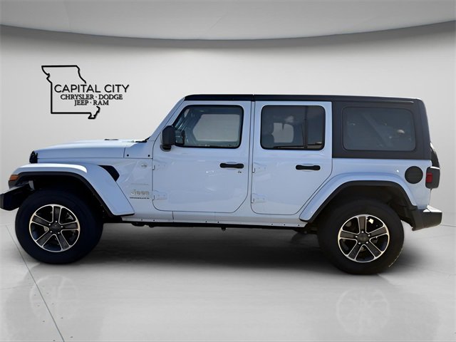 Used 2023 Jeep Wrangler Sahara image 4