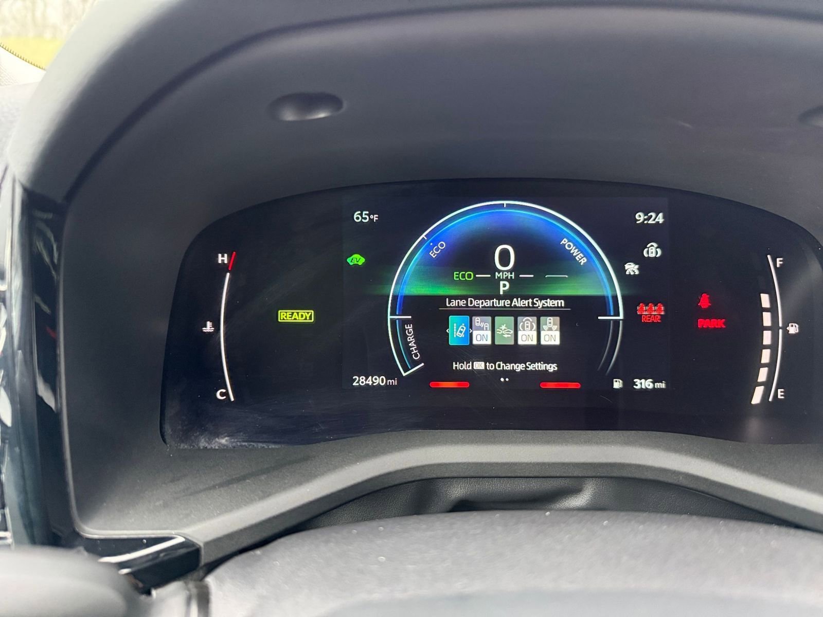 Used 2025 Toyota Camry LE image 40