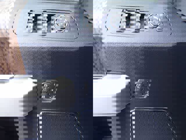 Certified 2019 Ford F150 Lariat w/ Equipment Group 502A Luxury image 17