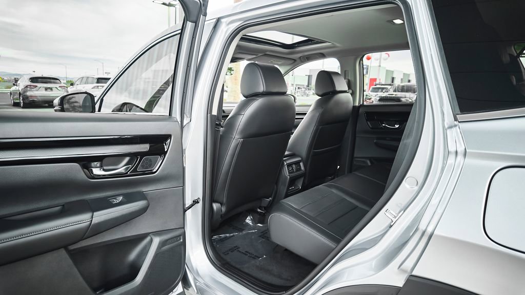 Used 2025 Honda CR-V EX-L image 17