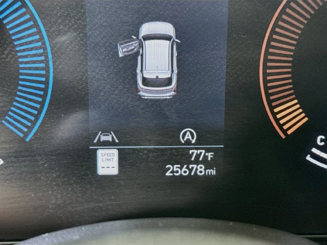 Used 2025 Hyundai Kona SE FWD image 15