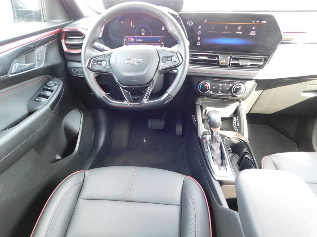 Used 2024 Chevrolet TrailBlazer RS AWD/4WD image 17