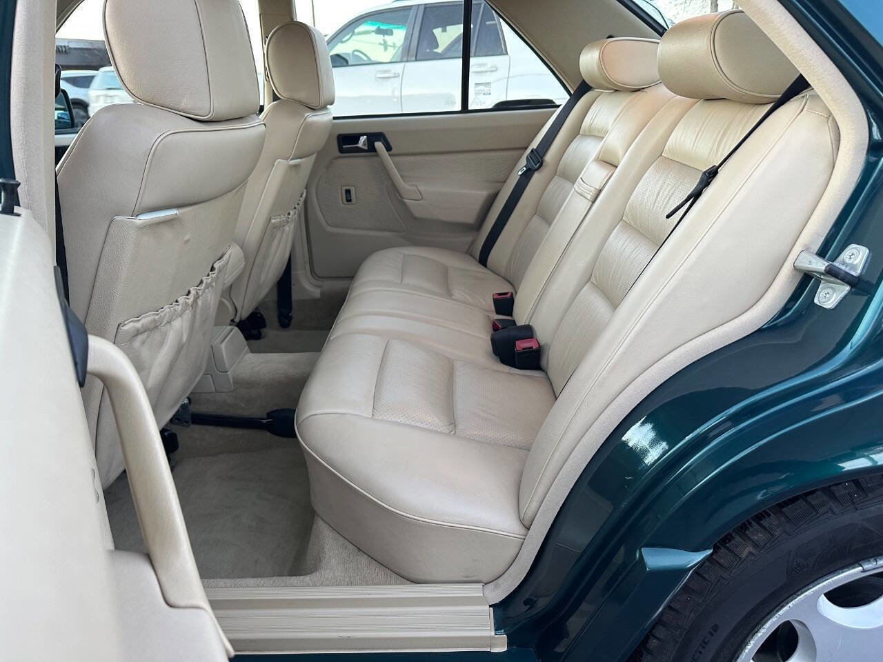 Used 1993 Mercedes-Benz 190 E 2.3 image 35