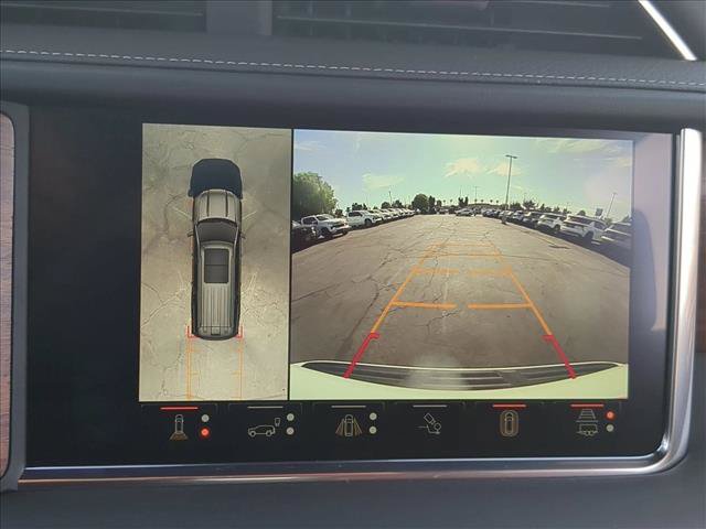 Used 2024 GMC Yukon Denali Ultimate AWD/4WD image 14