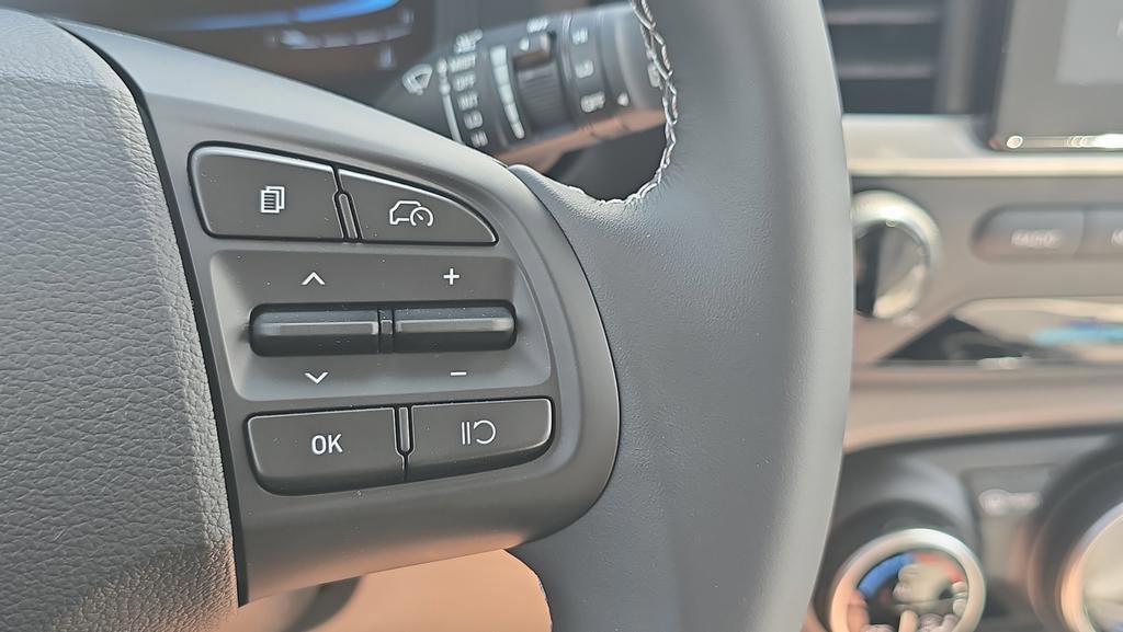 New 2026 Hyundai Venue SEL FWD image 25