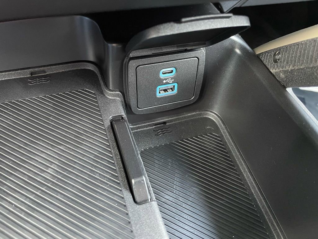 New 2025 Ford Bronco Badlands image 13