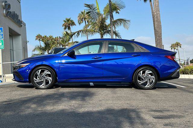 Used 2025 Hyundai Elantra Sport image 7
