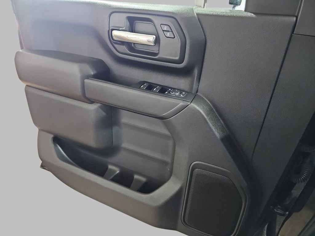 Certified 2024 Chevrolet Silverado 2500 Custom w/ Custom Value Package image 31