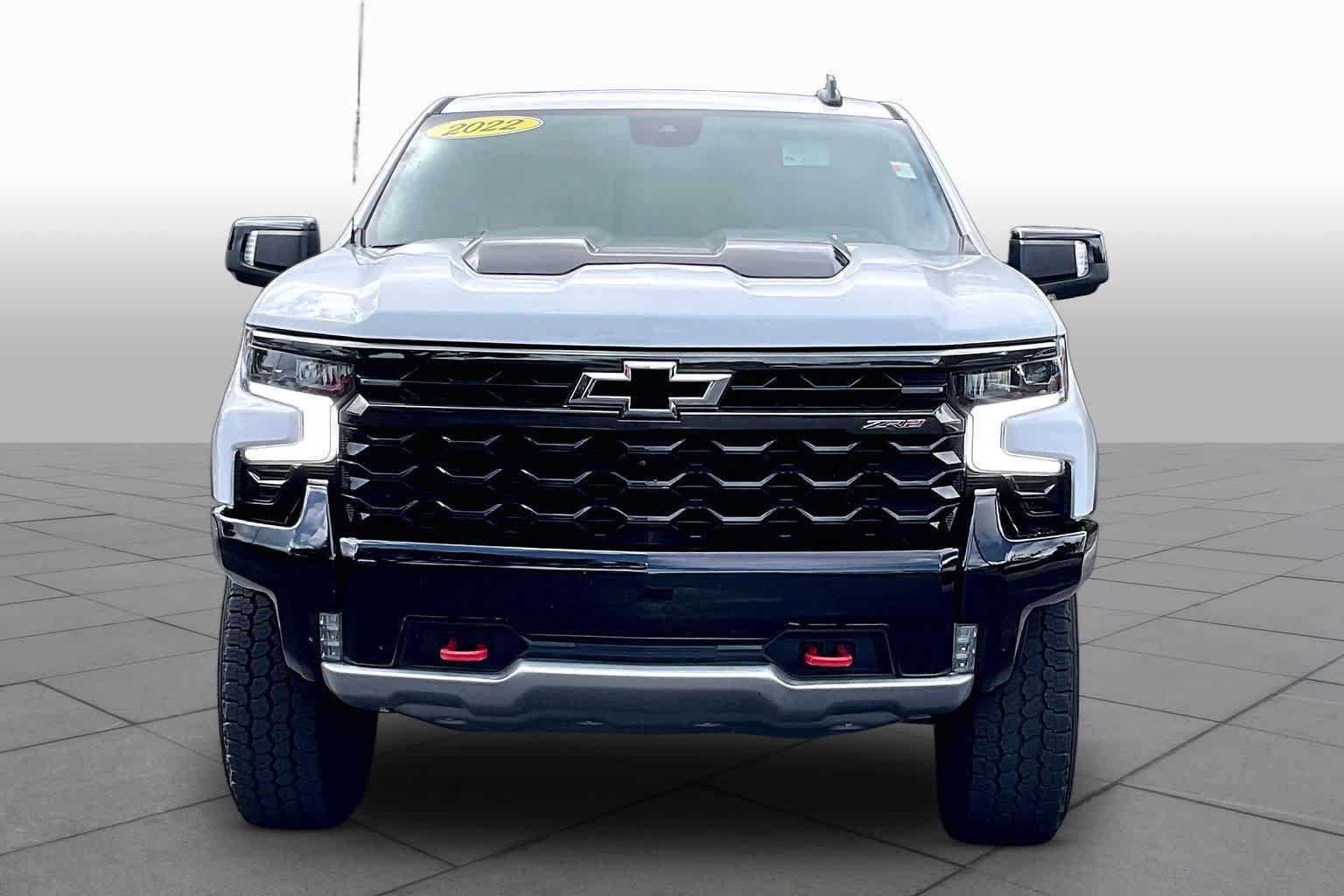 Used 2022 Chevrolet Silverado 1500 ZR2 w/ Technology Package AWD/4WD image 4