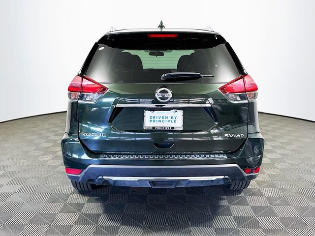 Used 2018 Nissan Rogue SV w/ Premium Package image 8