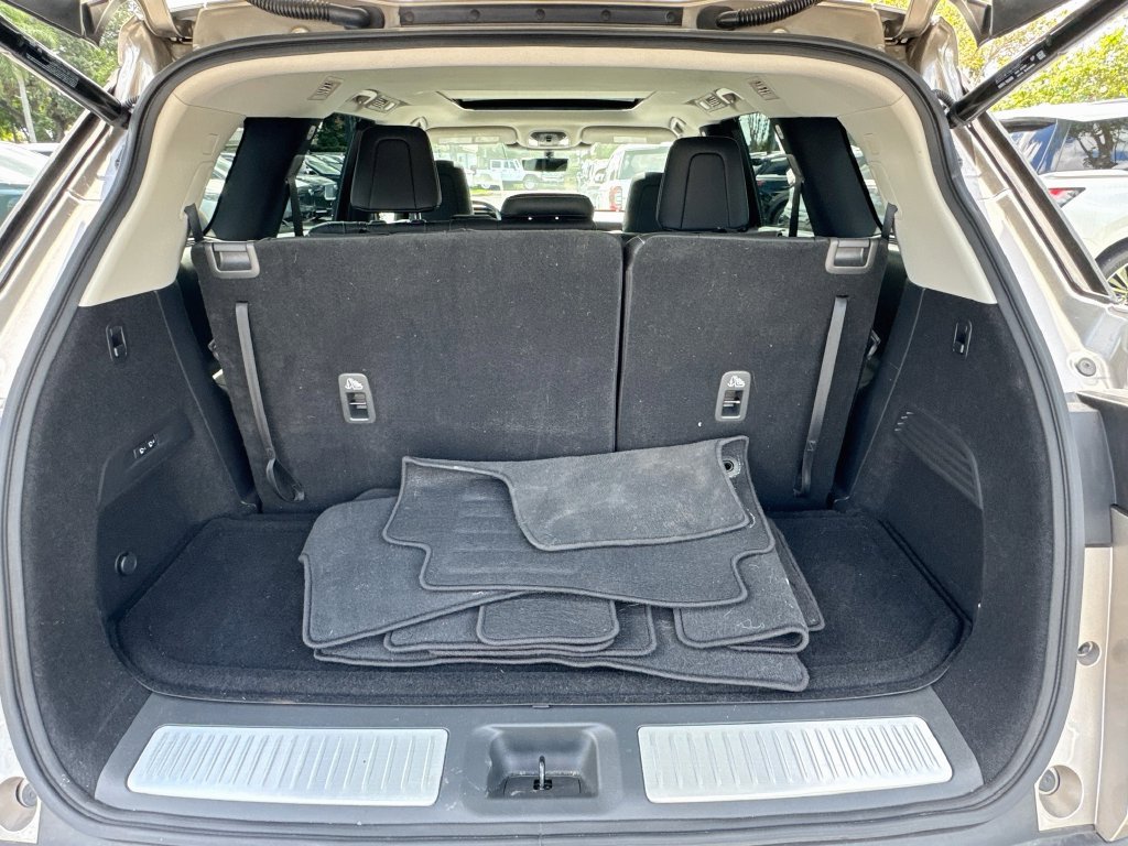 Certified 2023 INFINITI QX60 Sensory w/ Vision Package AWD/4WD image 29
