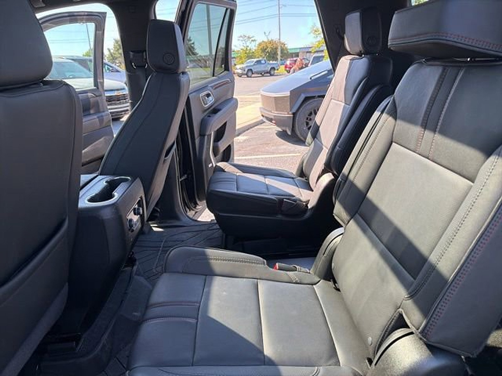 Certified 2024 Chevrolet Tahoe RST w/ Sport Performance Package AWD/4WD image 17