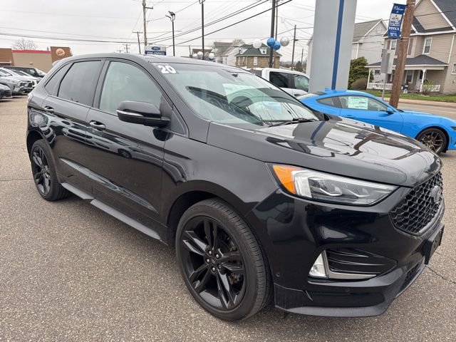 Certified 2020 Ford Edge ST w/ Equipment Group 401A image 4