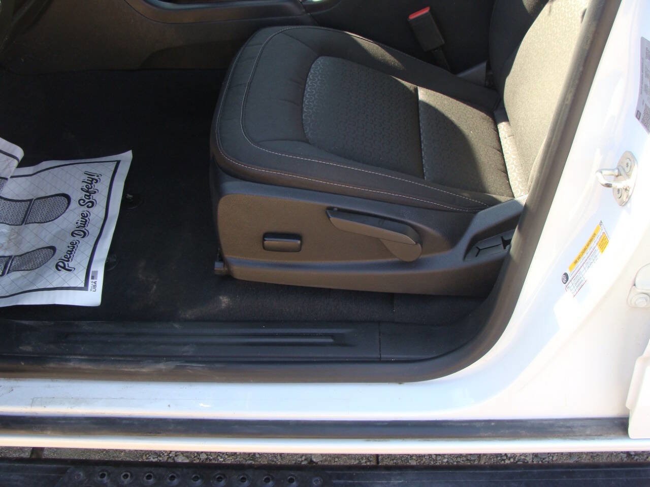 Used 2022 GMC Canyon Elevation image 17