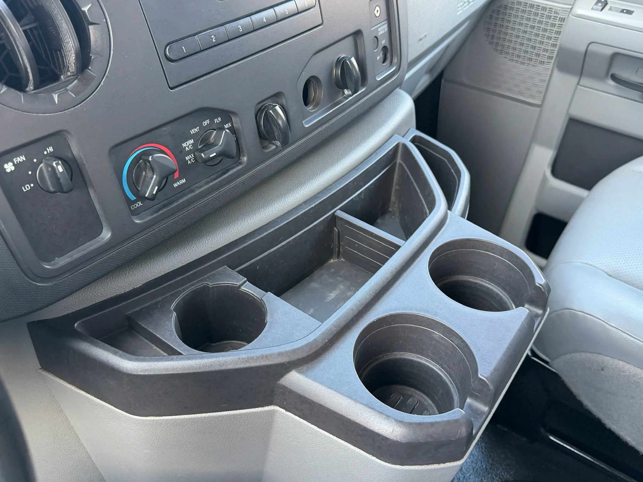 Used 2016 Ford E-350 and Econoline 350 Super Duty w/ Power Windows & Locks Group RWD image 66