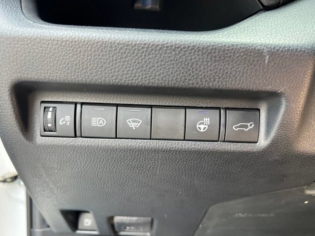 Used 2020 Toyota RAV4 XSE AWD/4WD image 10