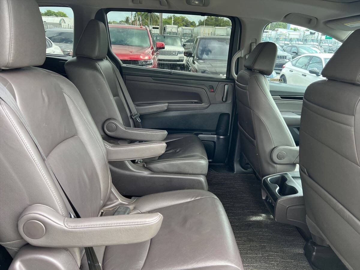 Used 2024 Honda Odyssey Touring image 9