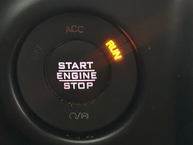 Used 2022 Jeep Wrangler Unlimited Sahara w/ Cold Weather Group image 3