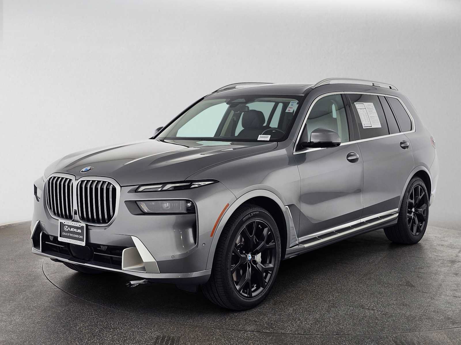 Used 2025 BMW X7 xDrive40i AWD/4WD image 7