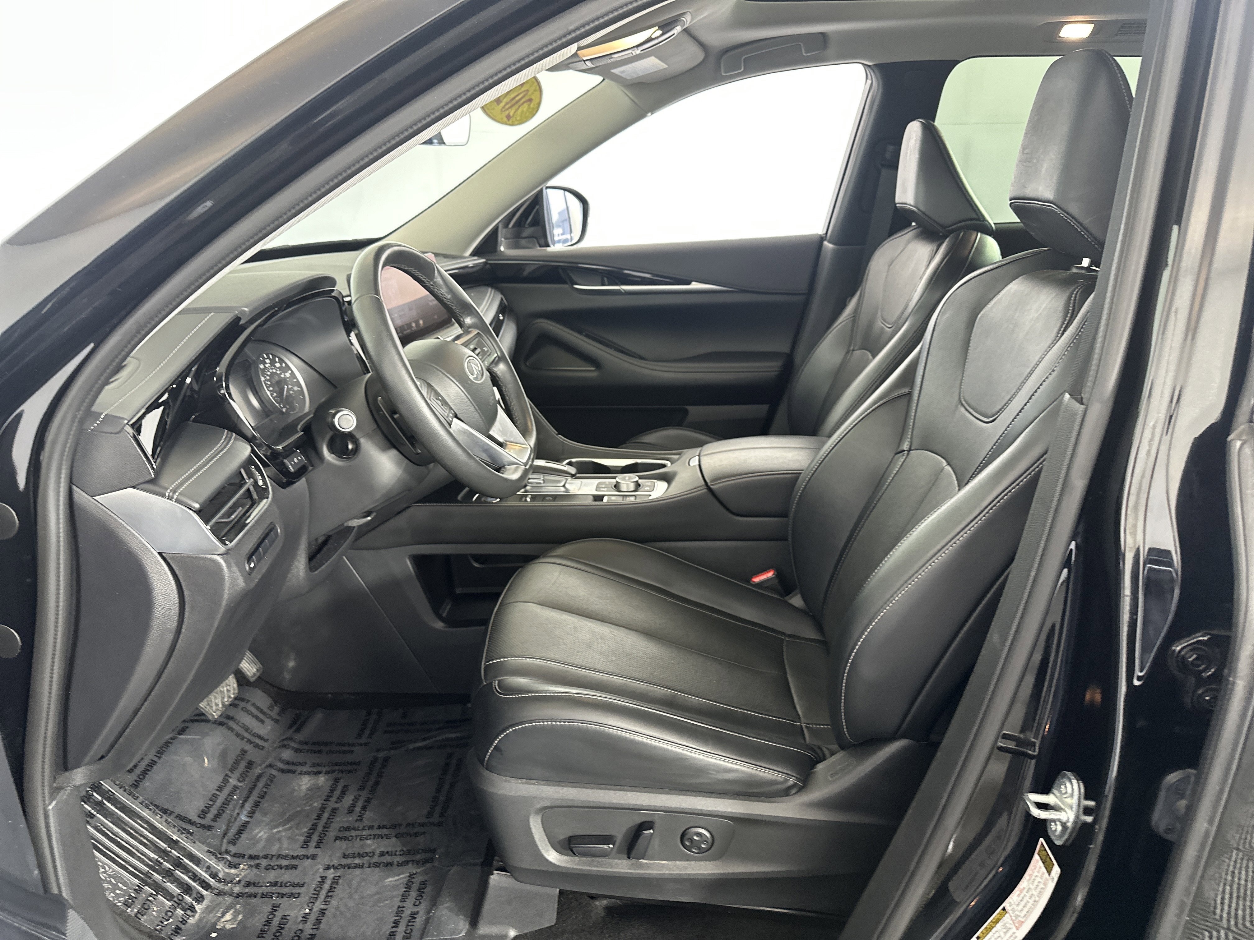 Used 2023 INFINITI QX60 Pure image 6