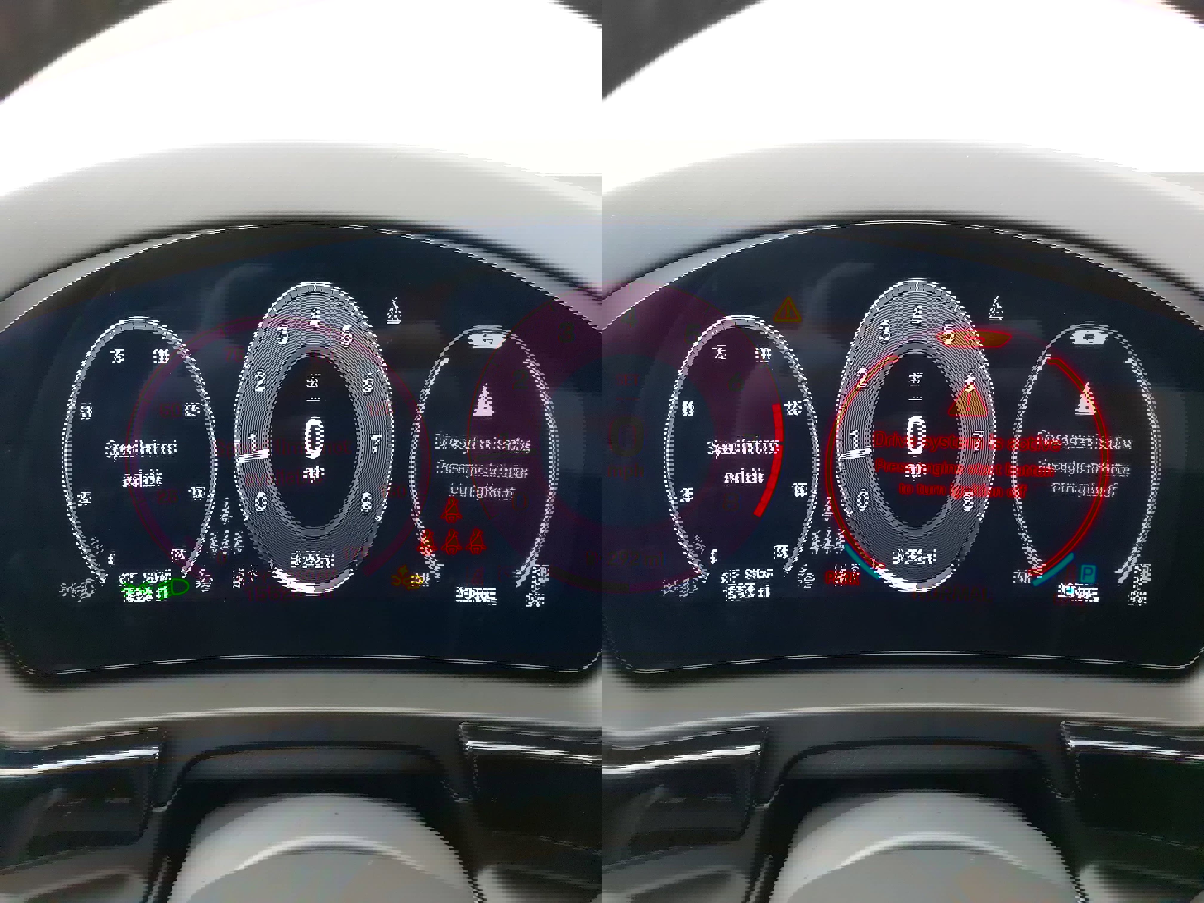 Used 2025 Porsche Cayenne Coupe w/ Premium Package Plus image 21