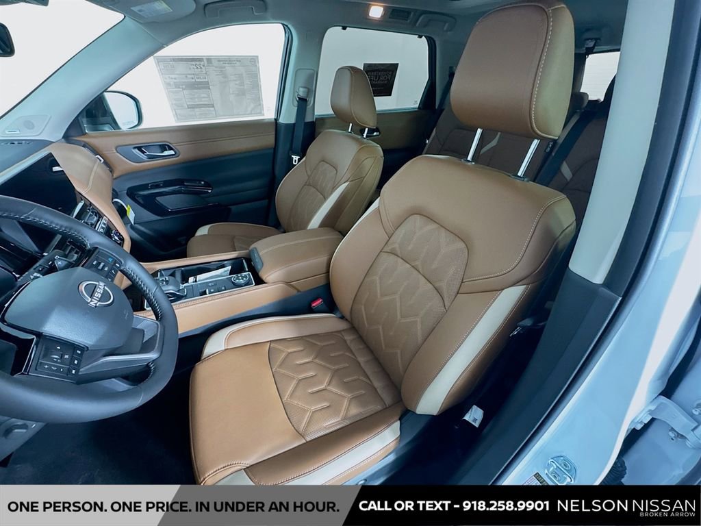 New 2026 Nissan Pathfinder Platinum image 21