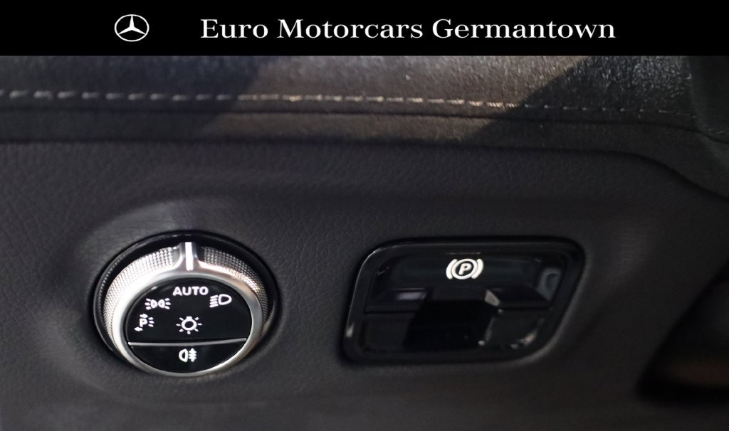 Used 2023 Mercedes-Benz EQE AMG 4MATIC Sedan image 11