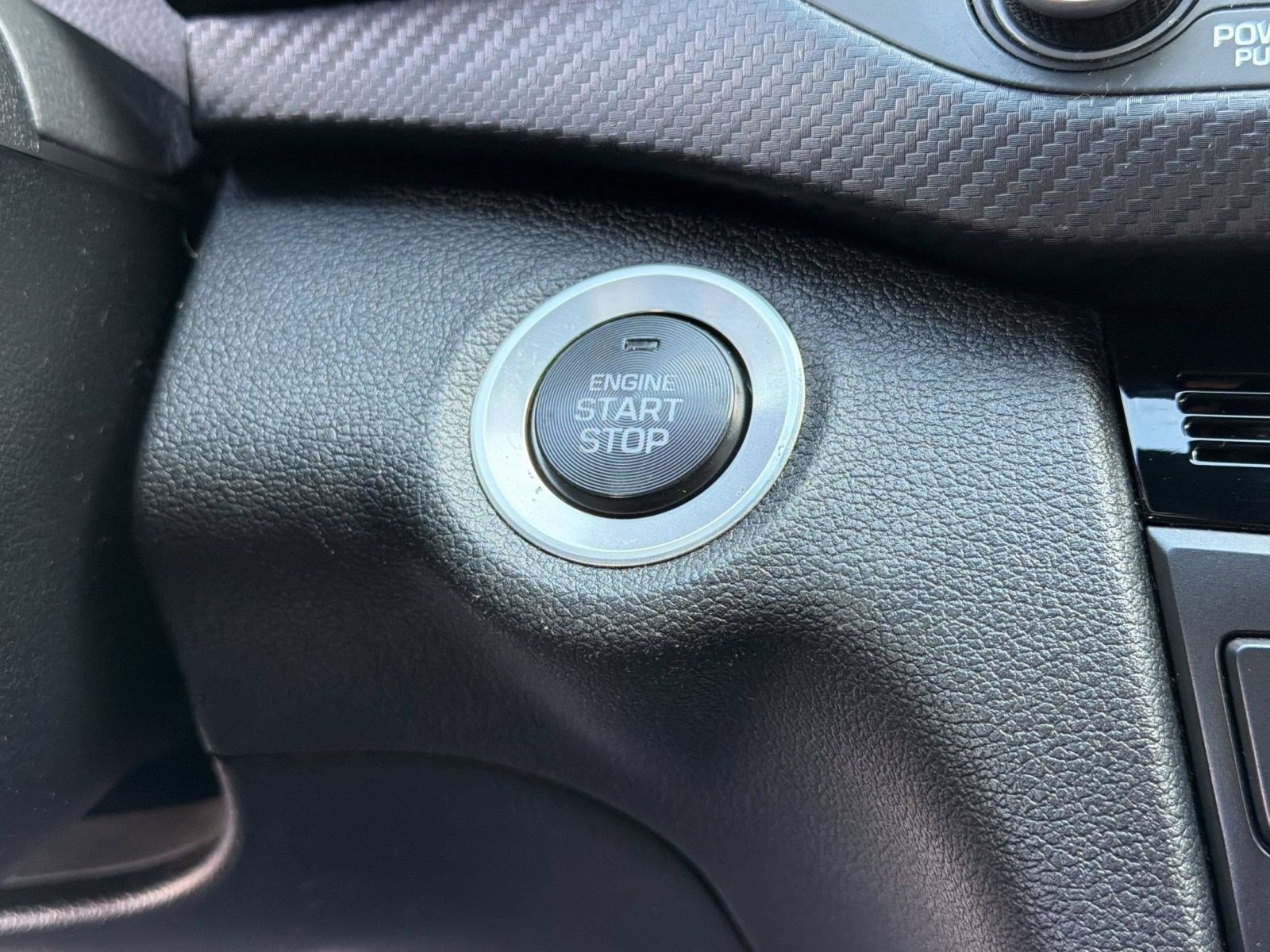 Used 2018 Hyundai Elantra Sport w/ Sport Premium Package 03 FWD image 15